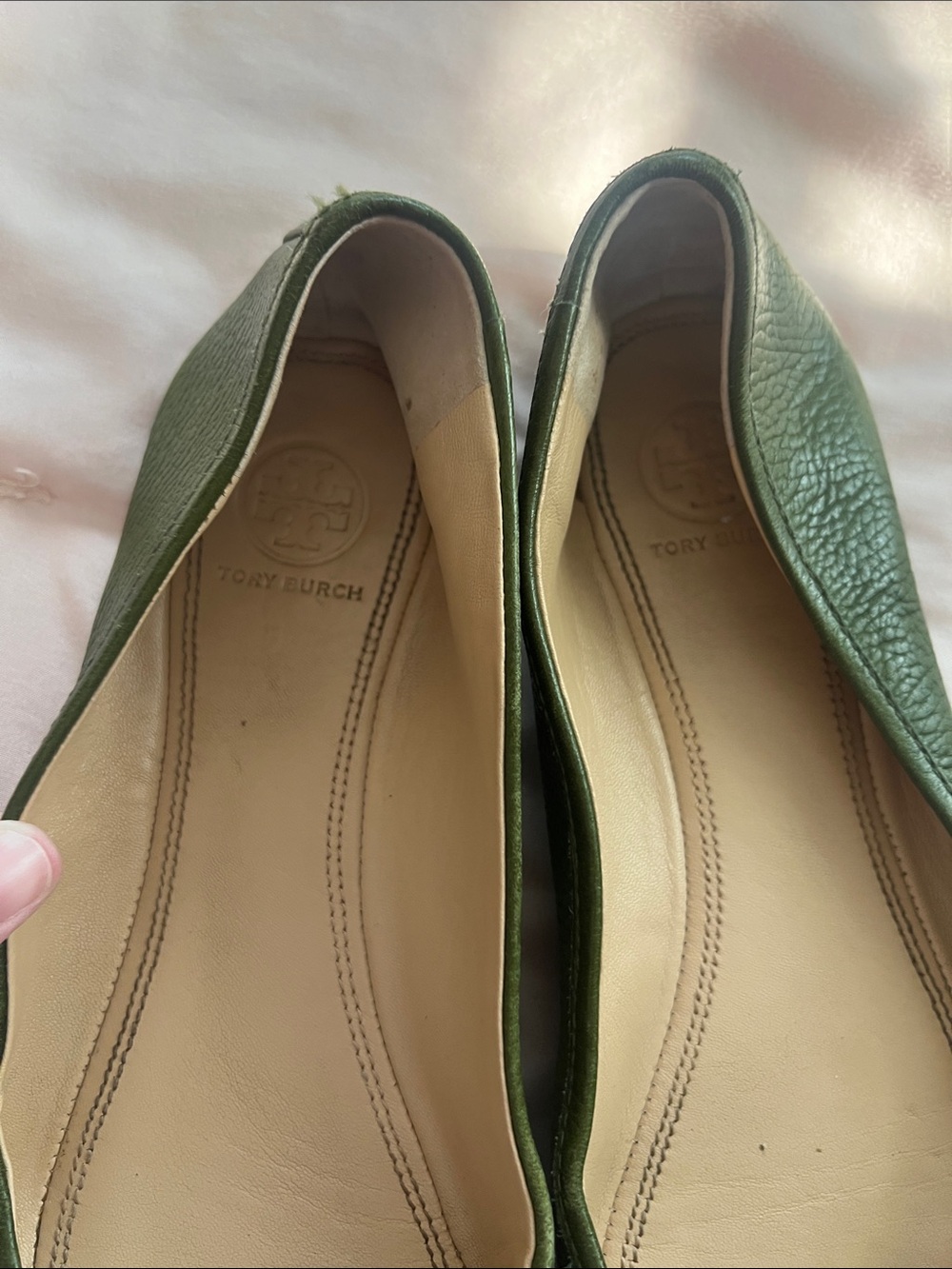 Tory Burch Olive Green Pebbled Leather Ballet Flats - Picture 6 of 7